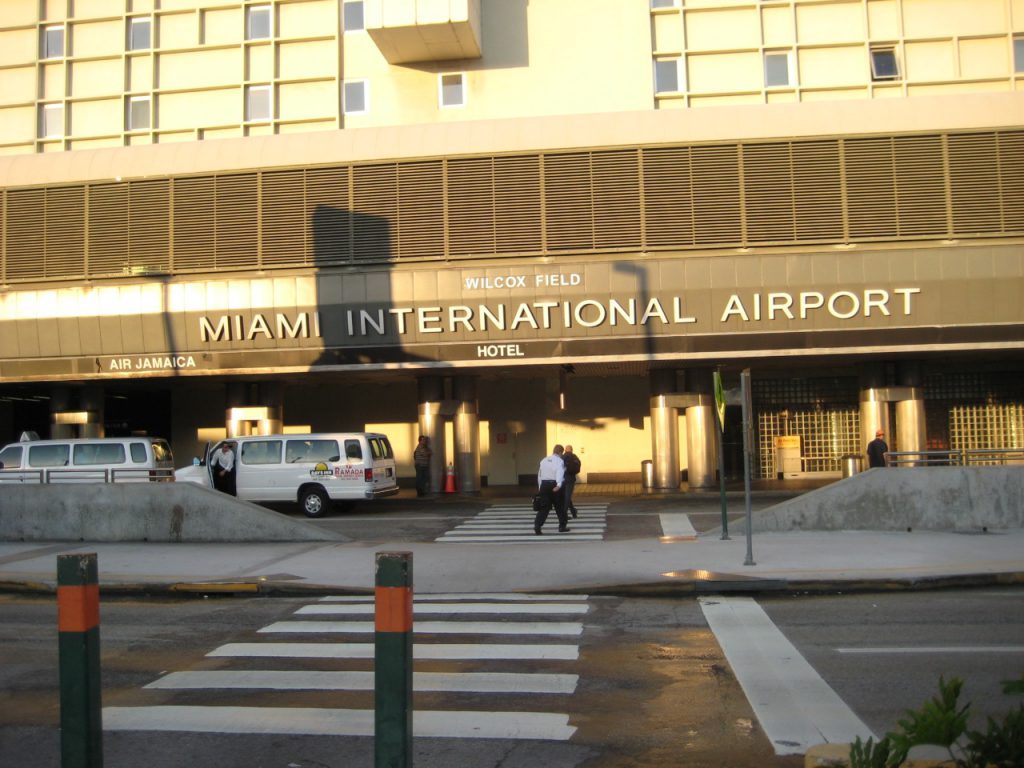 Der Flughafen Miami Mia In Florida